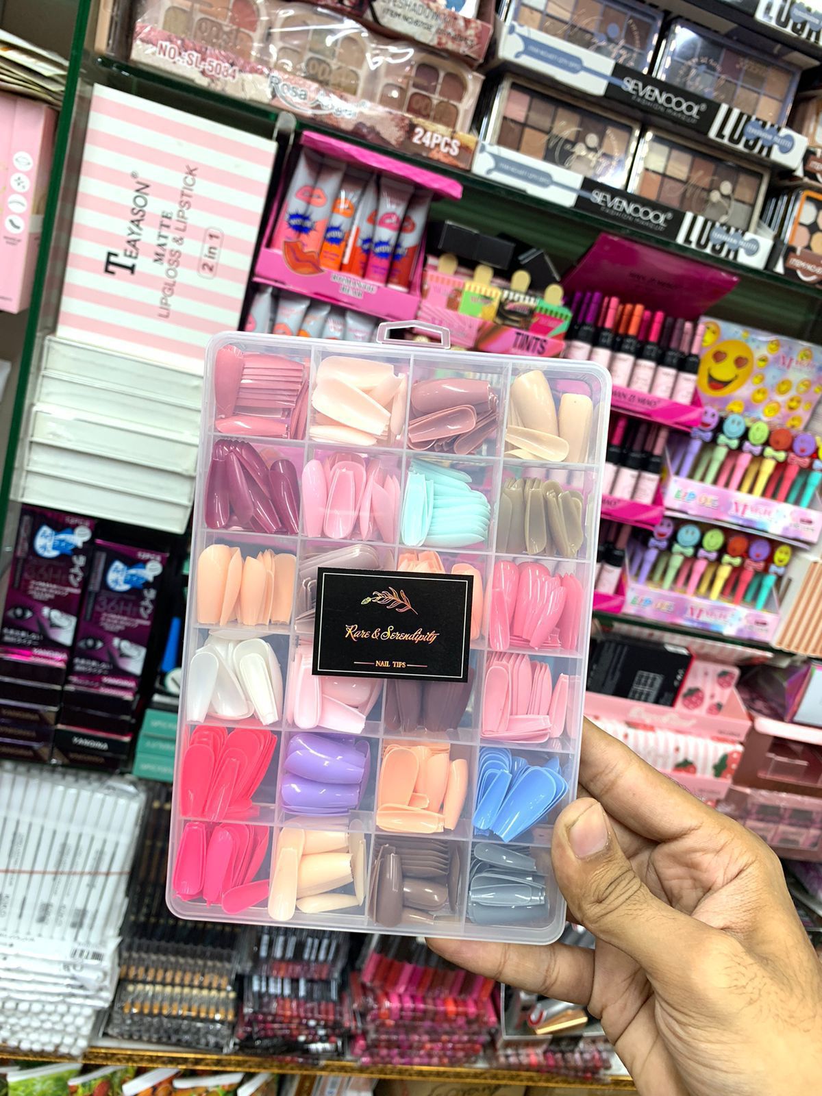 576 piece nail kit